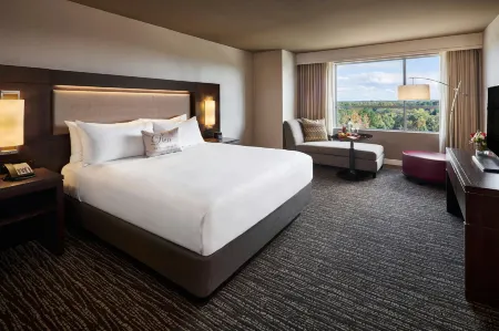 The StateView Hotel, Autograph Collection Отели рядом с достопримечательностью «Institute for Advanced Analytics»