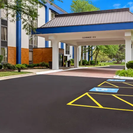 Hampton Inn Chicago/Naperville Near Niu Conference Center