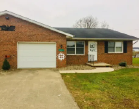 The Kidron Quilter's Home, relax in Amish country with the locals