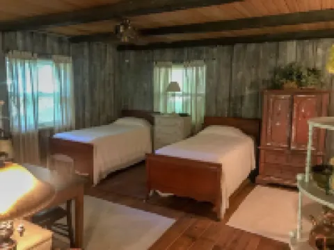 Mary's Country Cottage Escape