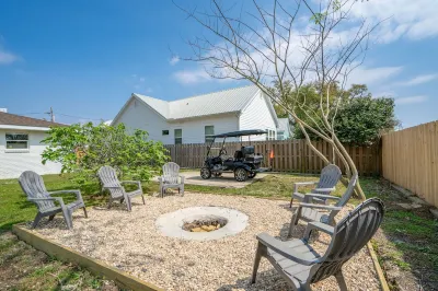 Bay Town Hideaway with Golf Cart