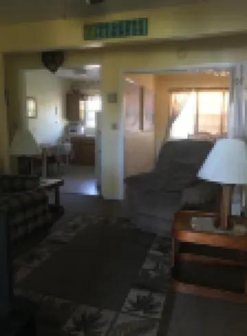 Cozy 1 bedroom on the water!Apt2