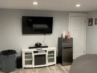Nice, New 2 Bedroom, Orem State Street, close to UVU/BYU 奧勒姆酒店