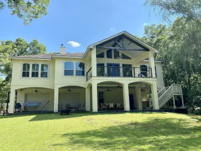Guadalupe River Family Getaway in Seguin, Texas Hotels near Polmedia Polish Pottery