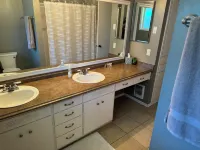 Charming 3-bedroom house in enchanting Oakridge with AC
