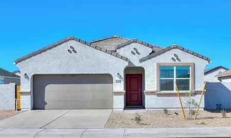 Pristine 3 bedroom w/office in central Casa Grande close to shopping and more!