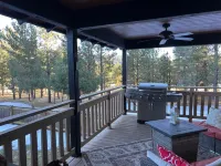 Blue Rock Mountain Bungalow 'Hot tub with stunning views