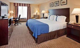 Holiday Inn & Suites Overland Park-Conv Ctr