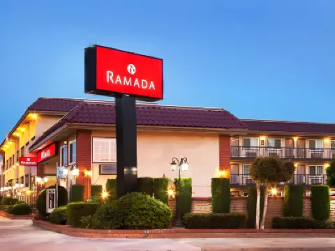 Ramada by Wyndham Leeds East Hotels in 