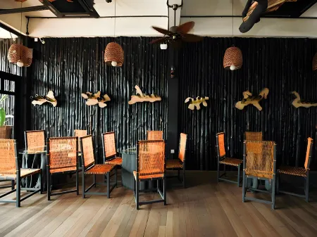 The Happy 8 Retreat @ Kuala Sepetang Отели в г. Larut, Matang and Selama