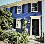 OLD TOWN CHARM.  Sleeps 4- 2 bedrooms - 2.5 baths