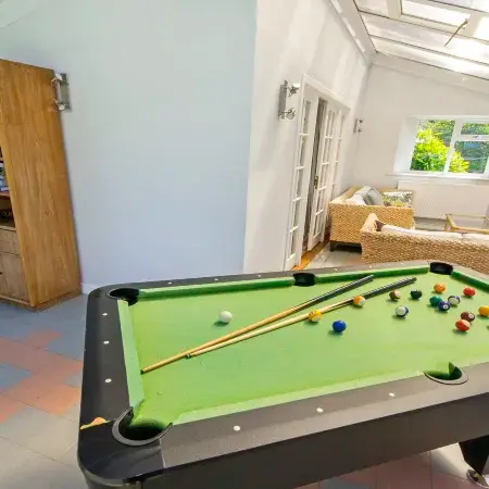 Ladywell Sleeps 12|Hot Tub* Pool Table, Pizza Oven