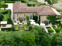 Borgo Santo Pietro Hotels in Chiusdino
