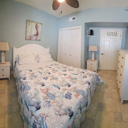 High-End OBX Oceanfront Condo - Corner 2 BR- Breathtaking!