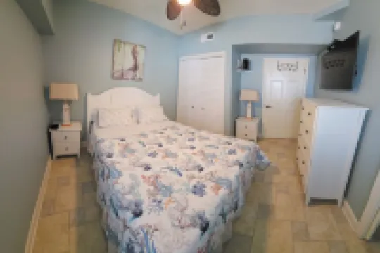 High-End OBX Oceanfront Condo - Corner 2 BR- Breathtaking!