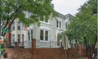 Gorgeous 1BR apt/Capitol Hill/Eastern MarketEntire rental unit in Washington Hotels in Capitol Hill
