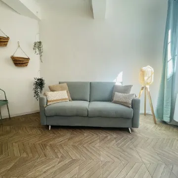 Logement au Coeur du Village Pour 6 « Cocon Sauge »