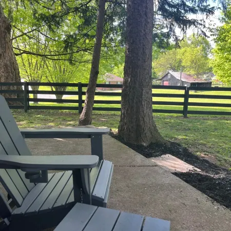 Welcome to Bourbon Oak Smokehouse, in the heart of Bardstown, KY