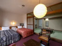 Hotel Nagato Harada Hôtels à proximité de la JR Nagatoshi station