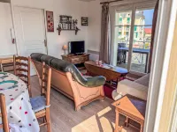 Le Manoir - Parkplatz