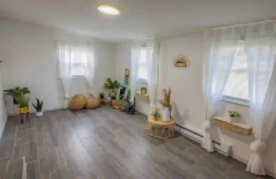 Green Door Getaway — Family-Friendly 4Br, 10 Minutes to New River Gorge