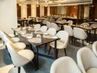 Hotel Lake View Hotels in Murshidabad