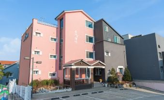 Gyeongju Cookies and Jelly Pension