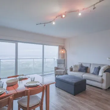 Studio by the Sea in Belgium with Beach Access