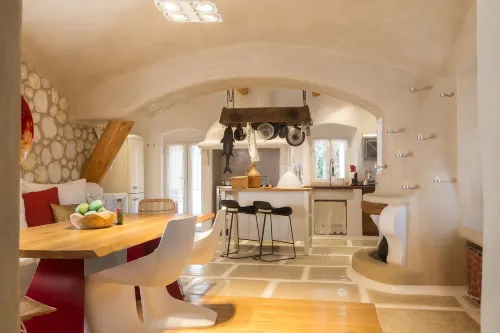 Kallos Villas & Suites - Boutique