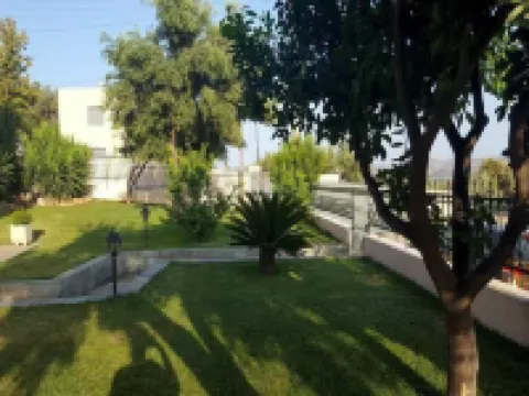 Villa Christina Hotels in Saronikos