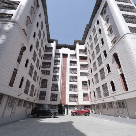 The Byke Studio Pure Veg Apartment, Thane