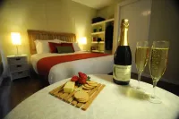 Gisborne Peak Winery Short Term Stays Hotels near Macedon Park Emu Farm