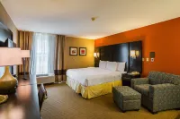 Clarion Inn & Suites Hotels in Vanderburgh County