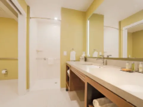 ダブルツリー バイ ヒルトン キャンベル - プルーンヤード プラザ キャンベルのホテル