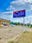 Great Western Inn & Suites فنادق في Euless