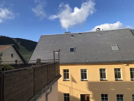 Chalet & Apart Fichtelberger Blick Отели рядом с достопримечательностью «Фихтельберг»