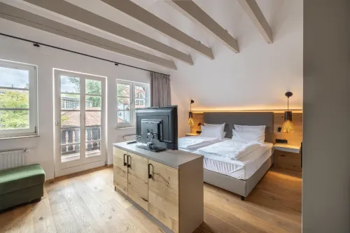 Wanderers Neubau Hotels in Hauenstein