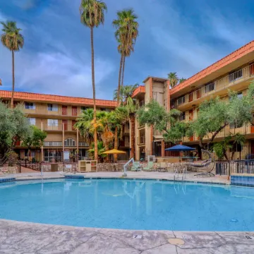 Motel 6 Phoenix, AZ – Sky Harbor