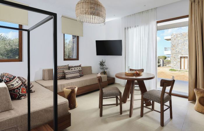 Volta Suites and Villas