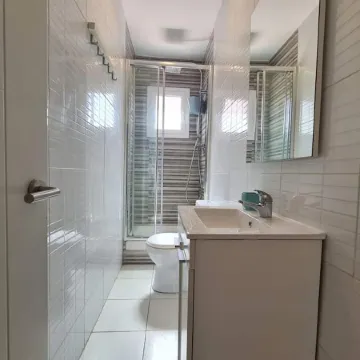 Walk to Camp NOU - Wi-Fi AC 3 Bed by MyRentalHost Отели в г. Оспиталет-де-Льобрегат