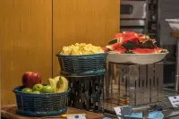 Holiday Inn Express GREATER NOIDA KNOWLEDGE PARK by IHG - breakfast