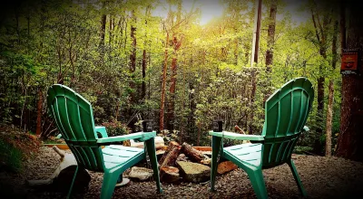 Happy Camper 1 Bedroom Cottage by RedAwning