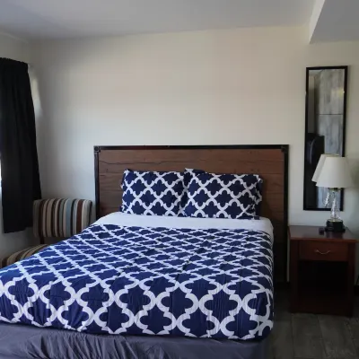 Crestwood Motel Отели рядом с достопримечательностью «Конгресс-центр Гамильтона»