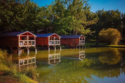Whaka Lodge Các khách sạn ở Estipouy