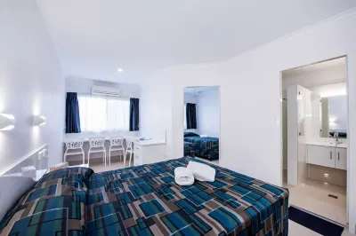 كازا نوسترا موتل ماكاي Hotels near Mackay Regional Botanic Gardens