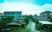 Yenjit Resort