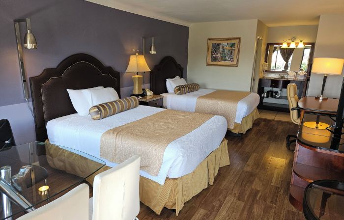 Fullerton Inn