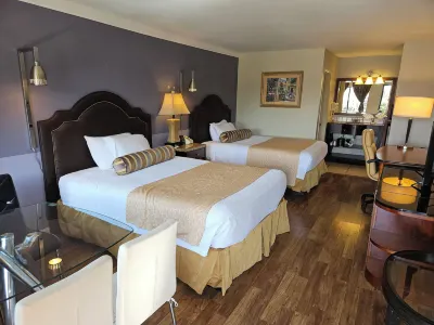 Fullerton Inn Hotels near Albertsons