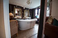 The Woolpack Inn Hotels in Shepway