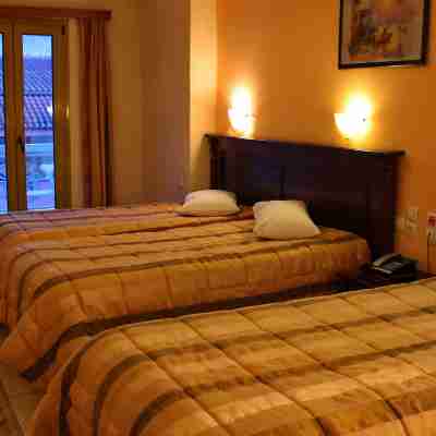 Hotel Kosta Famissi Rooms